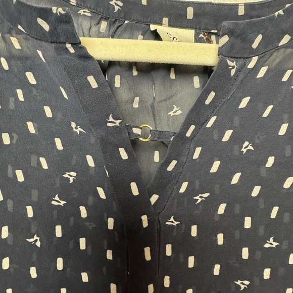 Ecru Chic Black and White Patterned 100% Silk Blouse Size M - Picture 5 of 11